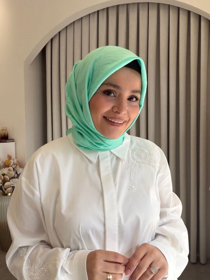 BENETTON VİSCON DÜZ EŞARP CAM GÖBEĞİ