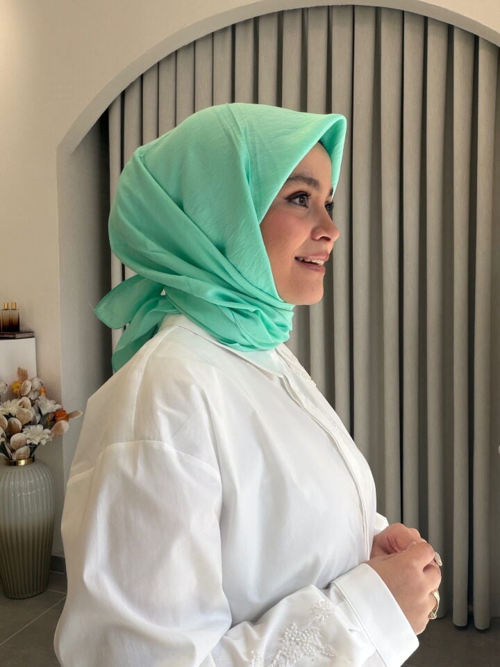 BENETTON VİSCON DÜZ EŞARP CAM GÖBEĞİ