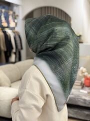 LA BOUTİQUE SURA İPEK EŞARP ( ön sipariş )