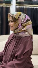 AKER SURA İPEK EŞARP