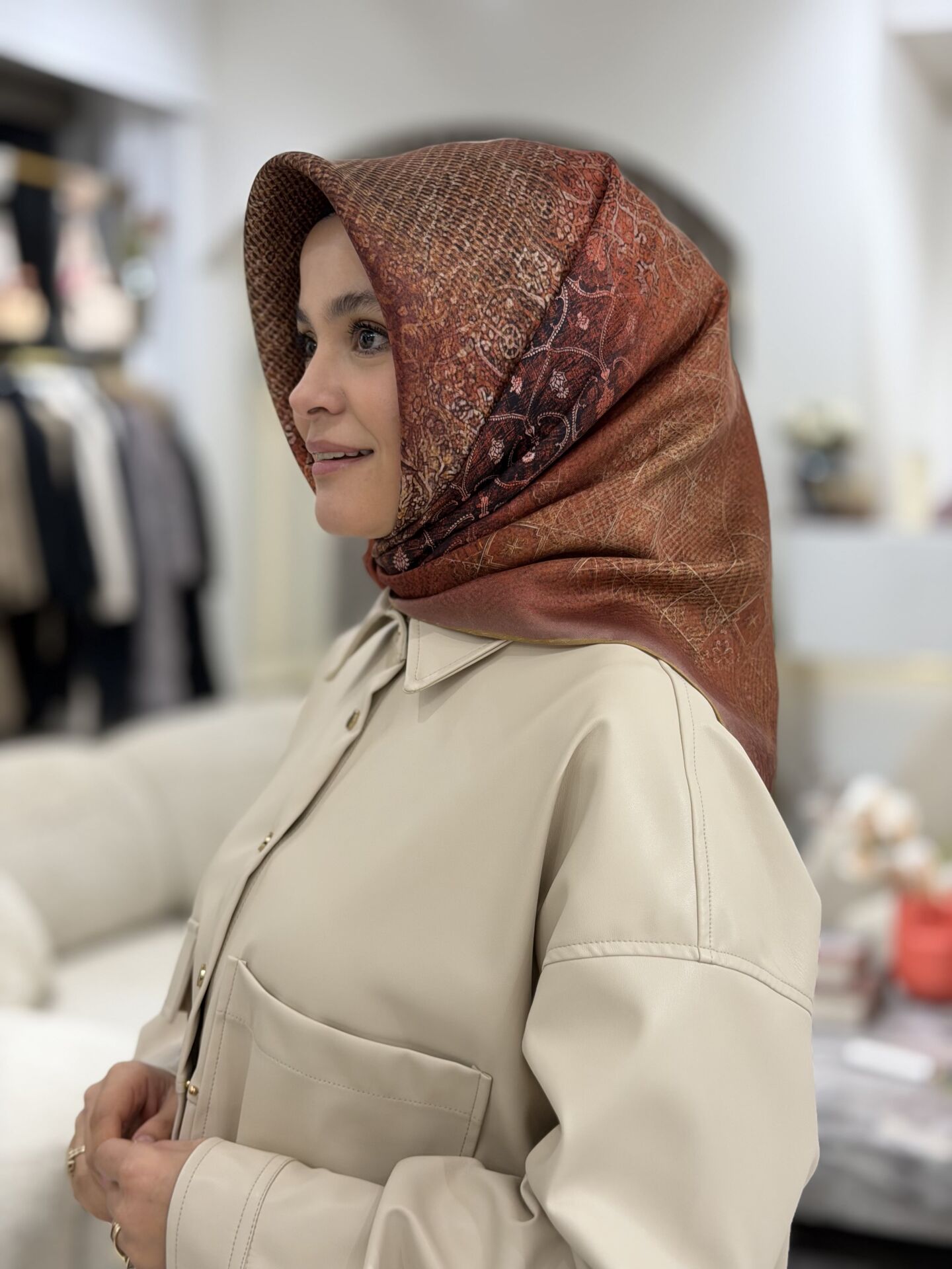 LA BOUTİQUE SURA İPEK EŞARP