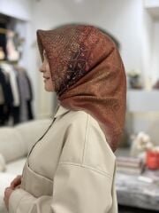 LA BOUTİQUE SURA İPEK EŞARP