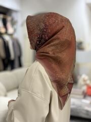 LA BOUTİQUE SURA İPEK EŞARP