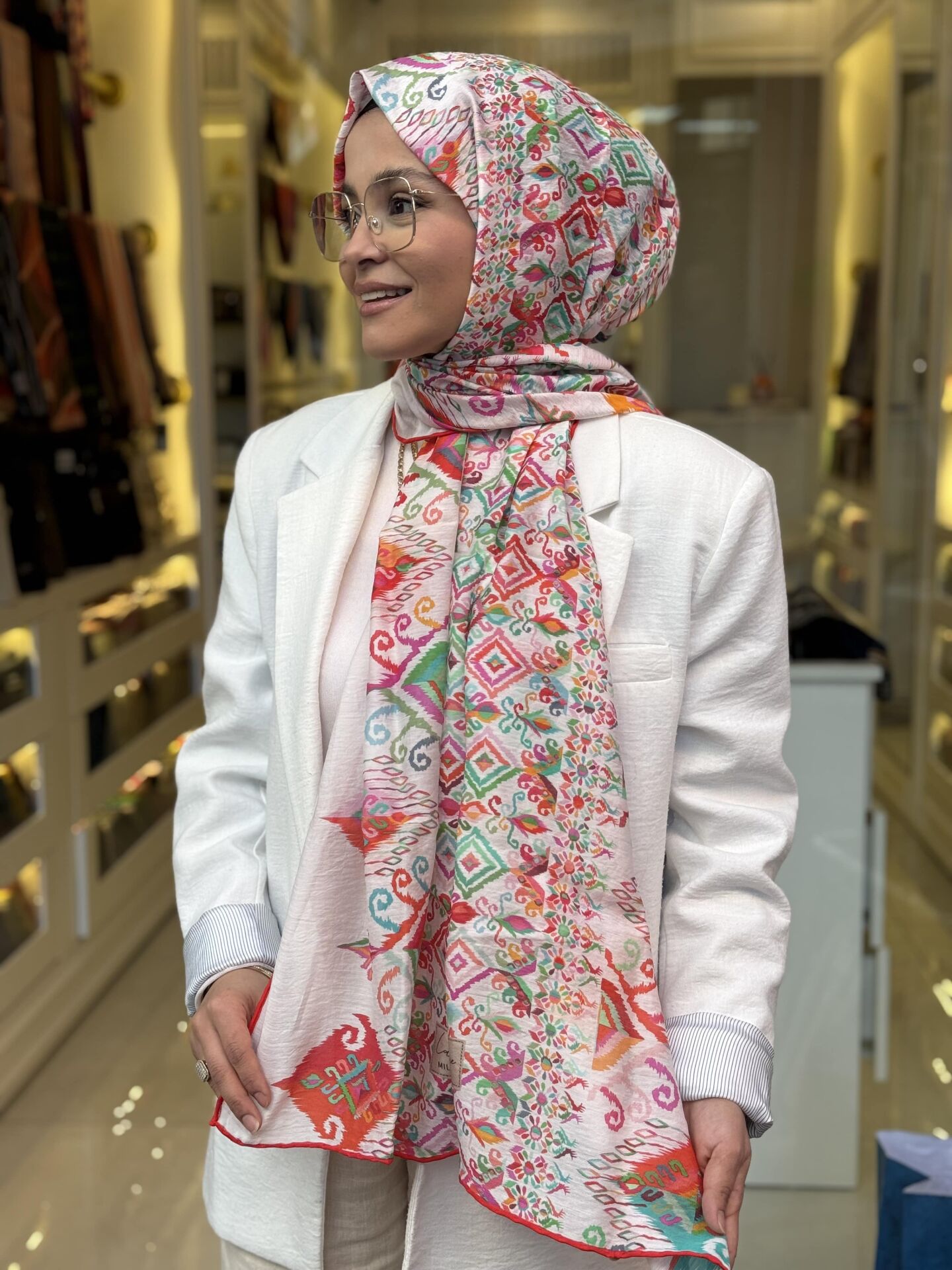 LA BOUTİQUE YAZ SERİNLİĞİ ŞAL 70X190