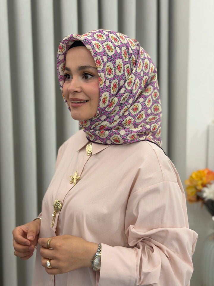 YAZ/GÜZ SERİSİ EŞARP