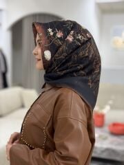 LA BOUTİQUE SURA İPEK EŞARP