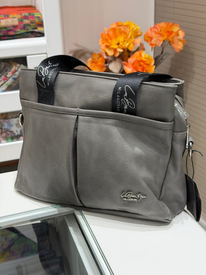 LA BOUTİQUE SİYAH ÇANTA