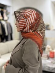 LA BOUTİQUE SURA İPEK EŞARP