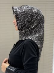 AKER SURA İPEK EŞARP