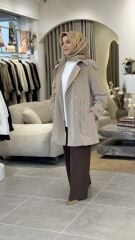 ESRA DAĞLIOĞLU TRENÇKOT VİZON