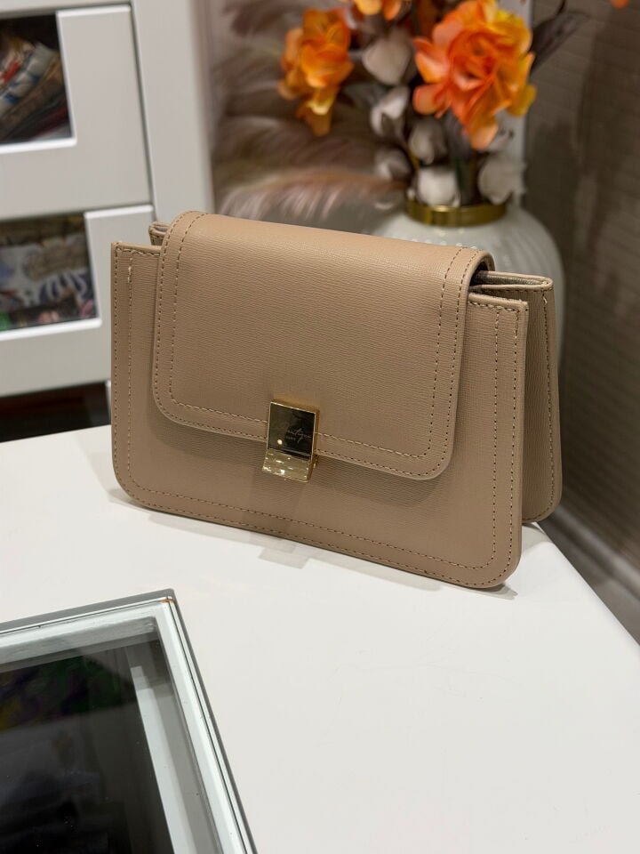 LA BOUTİQUE VİZON ÇANTA