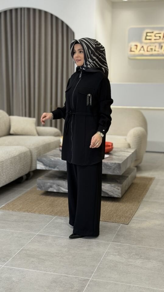 ARMİNE KREP PANTOLONLU TAKIM SİYAH