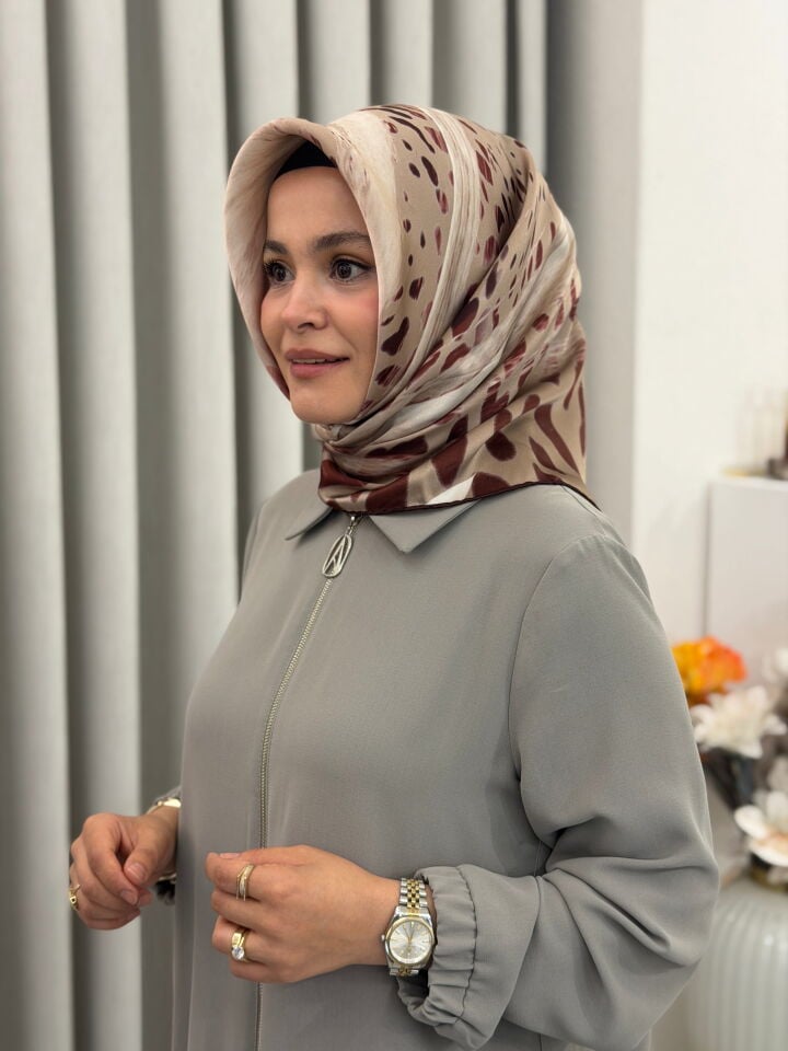 AKER SURA İPEK EŞARP