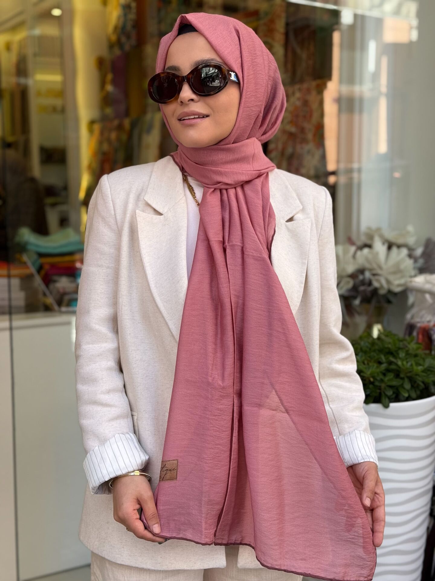LA BOUTİQUE YAZ SERİNLİĞİ ŞAL 70X190