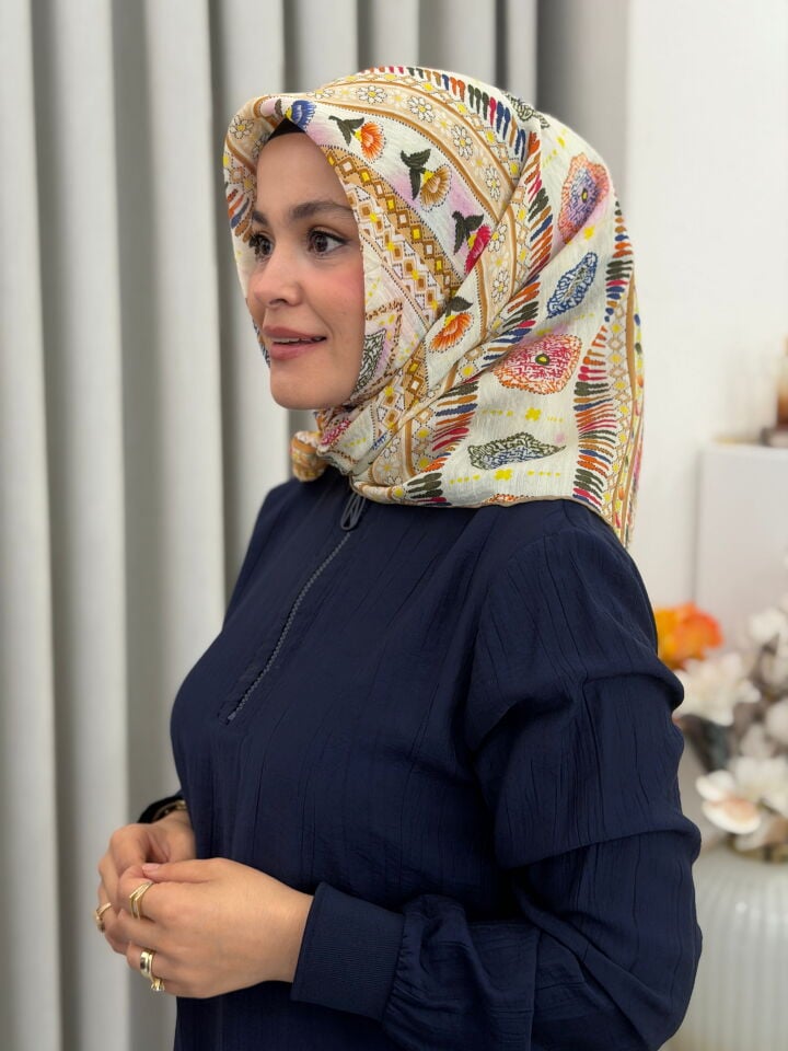 YAZ/GÜZ SERİSİ EŞARP