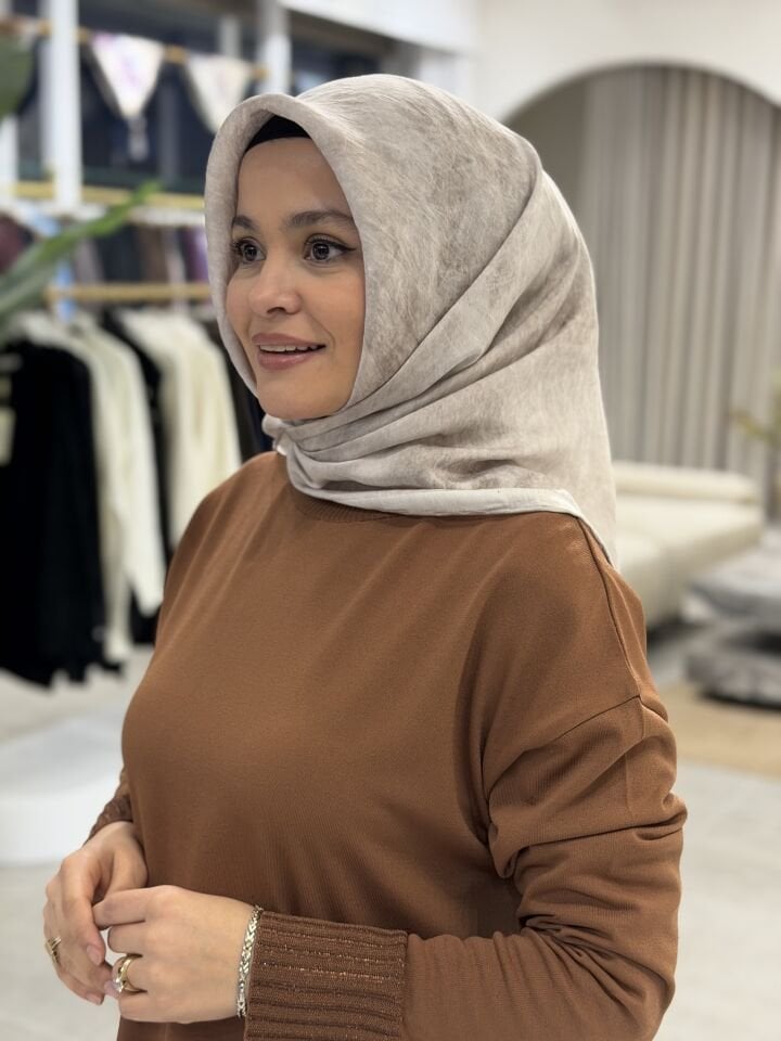 YAZ/GÜZ SERİSİ EŞARP