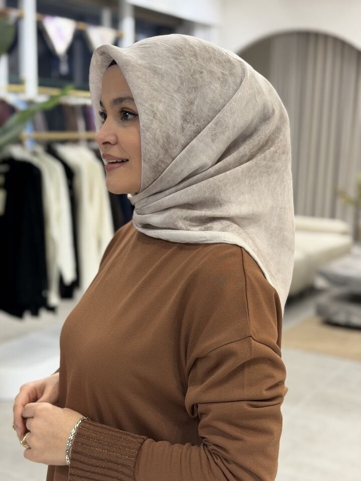 YAZ/GÜZ SERİSİ EŞARP