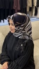 AKER SURA İPEK EŞARP