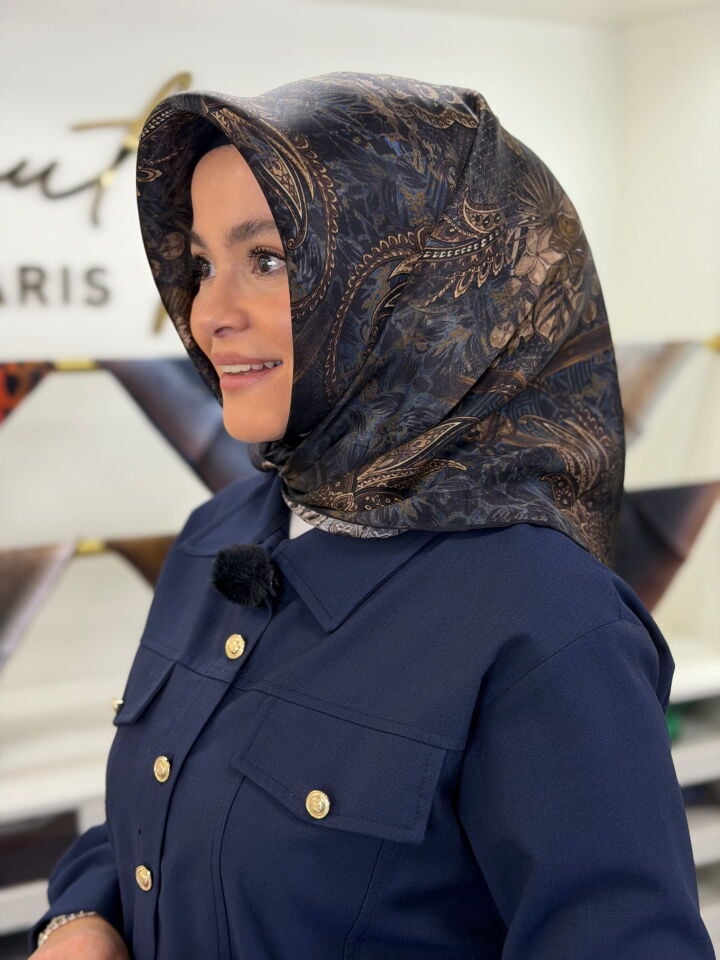 LA BOUTİQUE SURA İPEK EŞARP