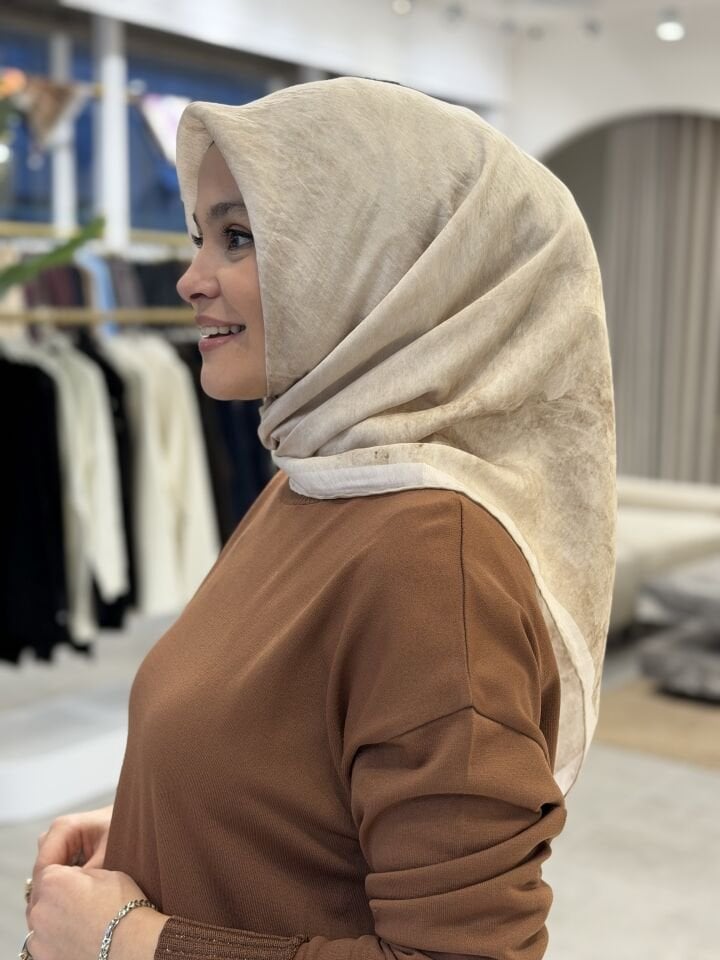 YAZ/GÜZ SERİSİ EŞARP