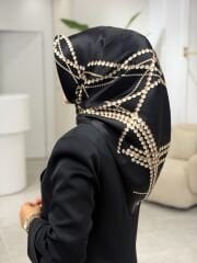 LA BOUTİQUE SURA İPEK EŞARP