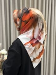 LA BOUTİQUE SURA İPEK EŞARP