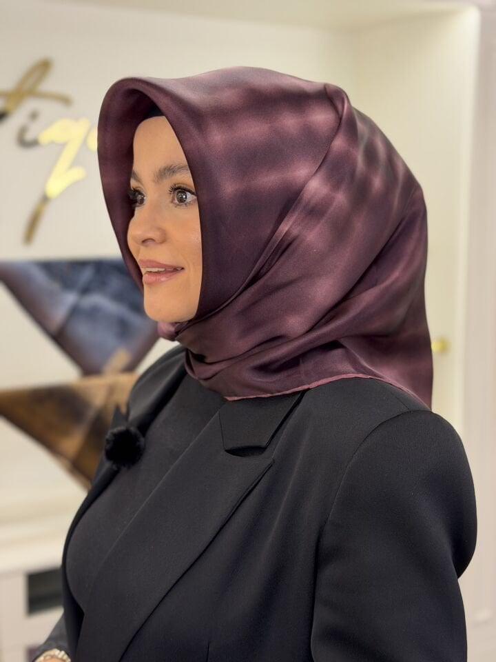 LA BOUTİQUE SURA İPEK EŞARP