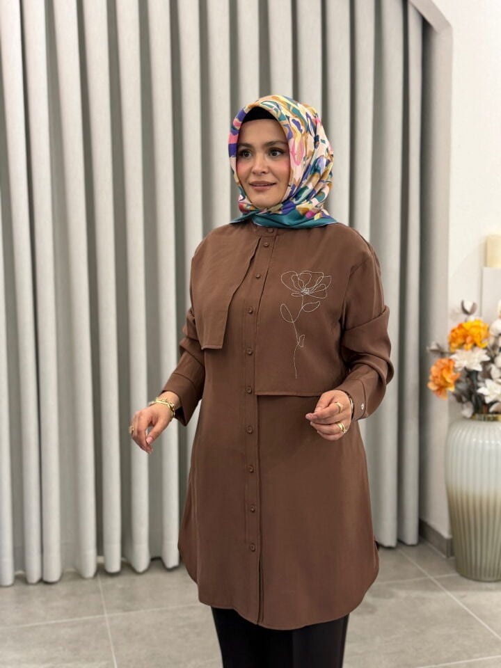 ARMİNE TREND TRENÇ MODEL İŞLEMELİ GÖMLEK KAHVE