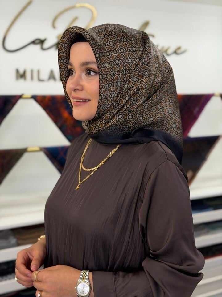 LA BOUTİQUE SURA İPEK EŞARP