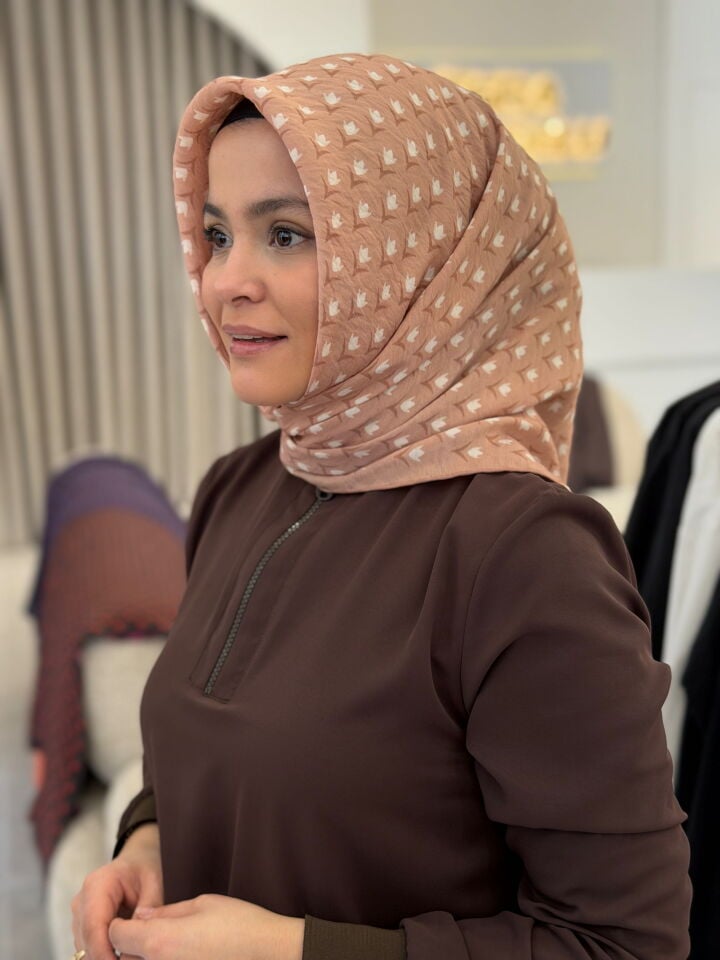 YAZ/GÜZ SERİSİ EŞARP