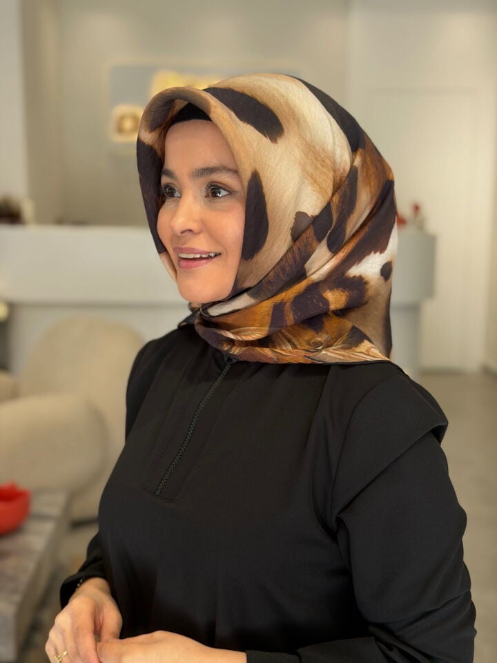 YAZ/GÜZ SERİSİ EŞARP