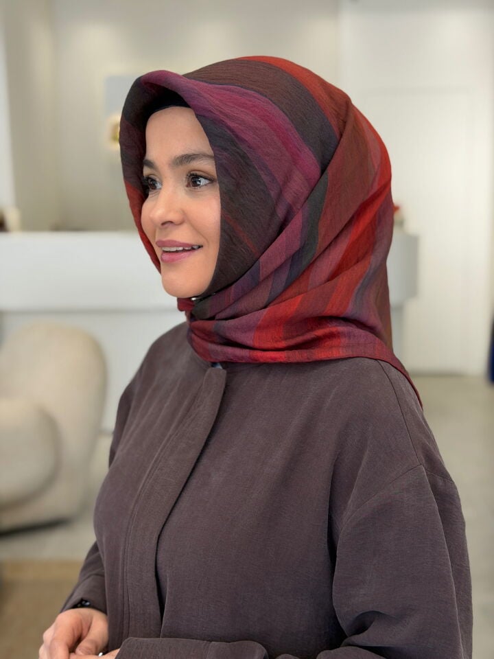 YAZ/GÜZ SERİSİ EŞARP