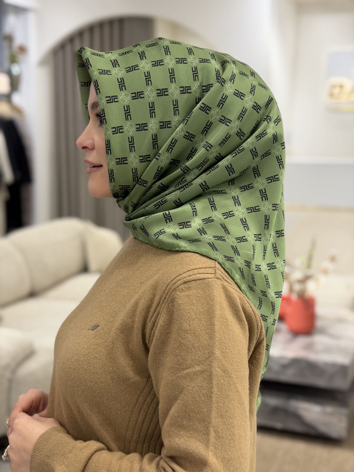 PİERRE CARDİN SURA İPEK EŞARP