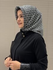 AKER SURA İPEK EŞARP