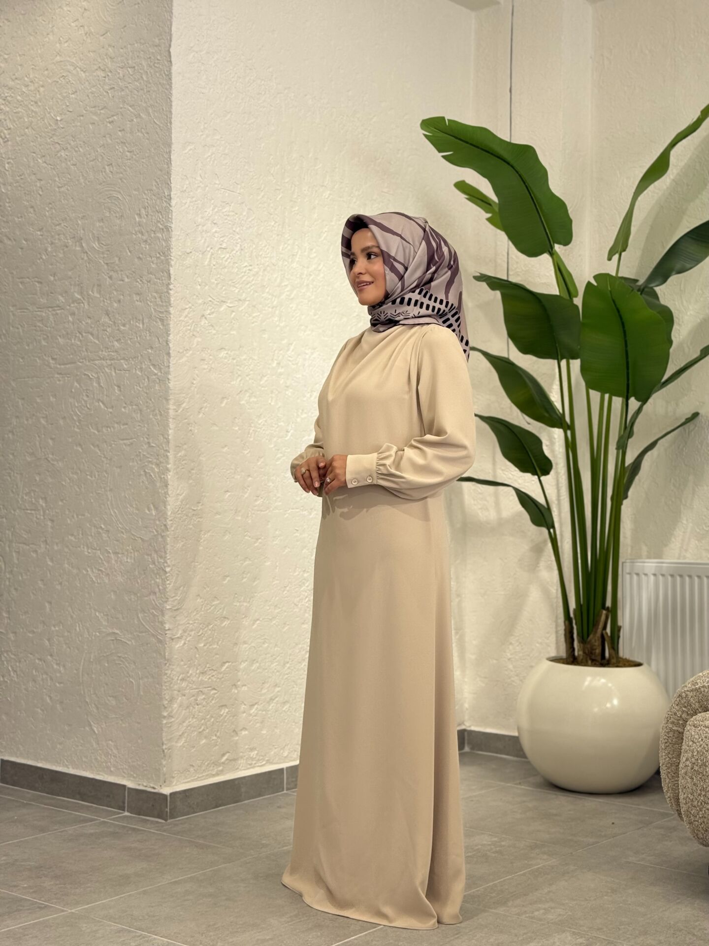 İTHAL KREP ELBİSE KREM