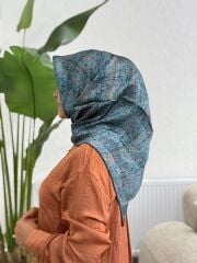 AKER SURA İPEK EŞARP