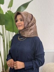 AKER SURA İPEK EŞARP