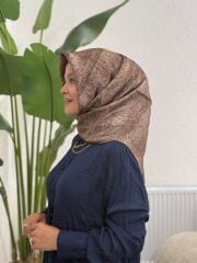 AKER SURA İPEK EŞARP