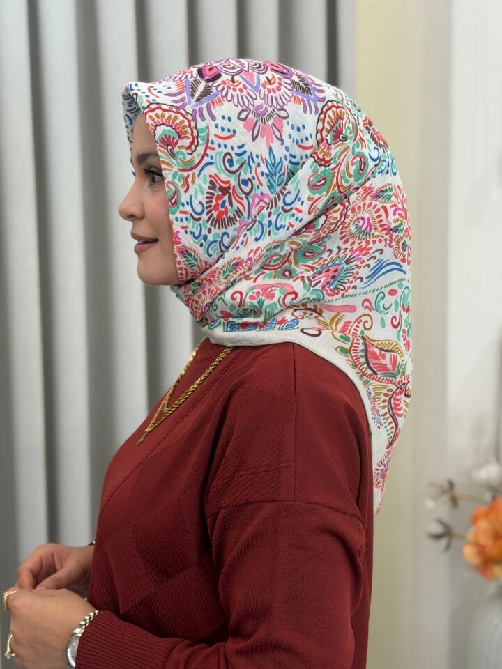 YAZ/GÜZ SERİSİ EŞARP