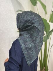 AKER SURA İPEK EŞARP