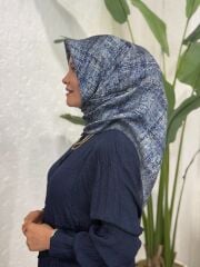 AKER SURA İPEK EŞARP