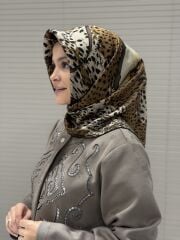 AKER SURA İPEK EŞARP