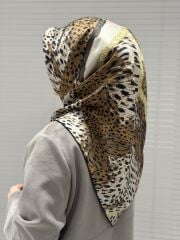 AKER SURA İPEK EŞARP