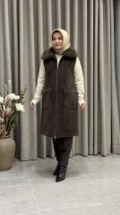 TIĞ TRİKO CEP DETAYLI TRİKO KÜRK DETAYLI YELEK KAHVE