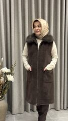 TIĞ TRİKO CEP DETAYLI TRİKO KÜRK DETAYLI YELEK KAHVE