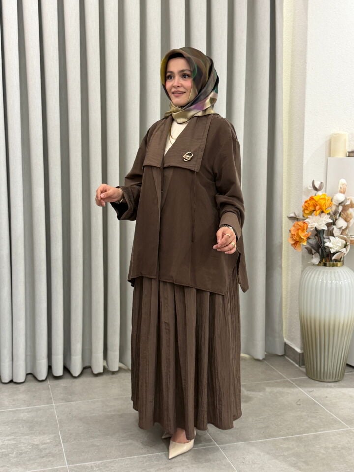AVENNA ORGANİK KUMAŞ ETEKLİ TAKIM KAHVERENGİ