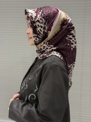 AKER SURA İPEK EŞARP