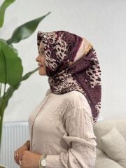 AKER SURA İPEK EŞARP