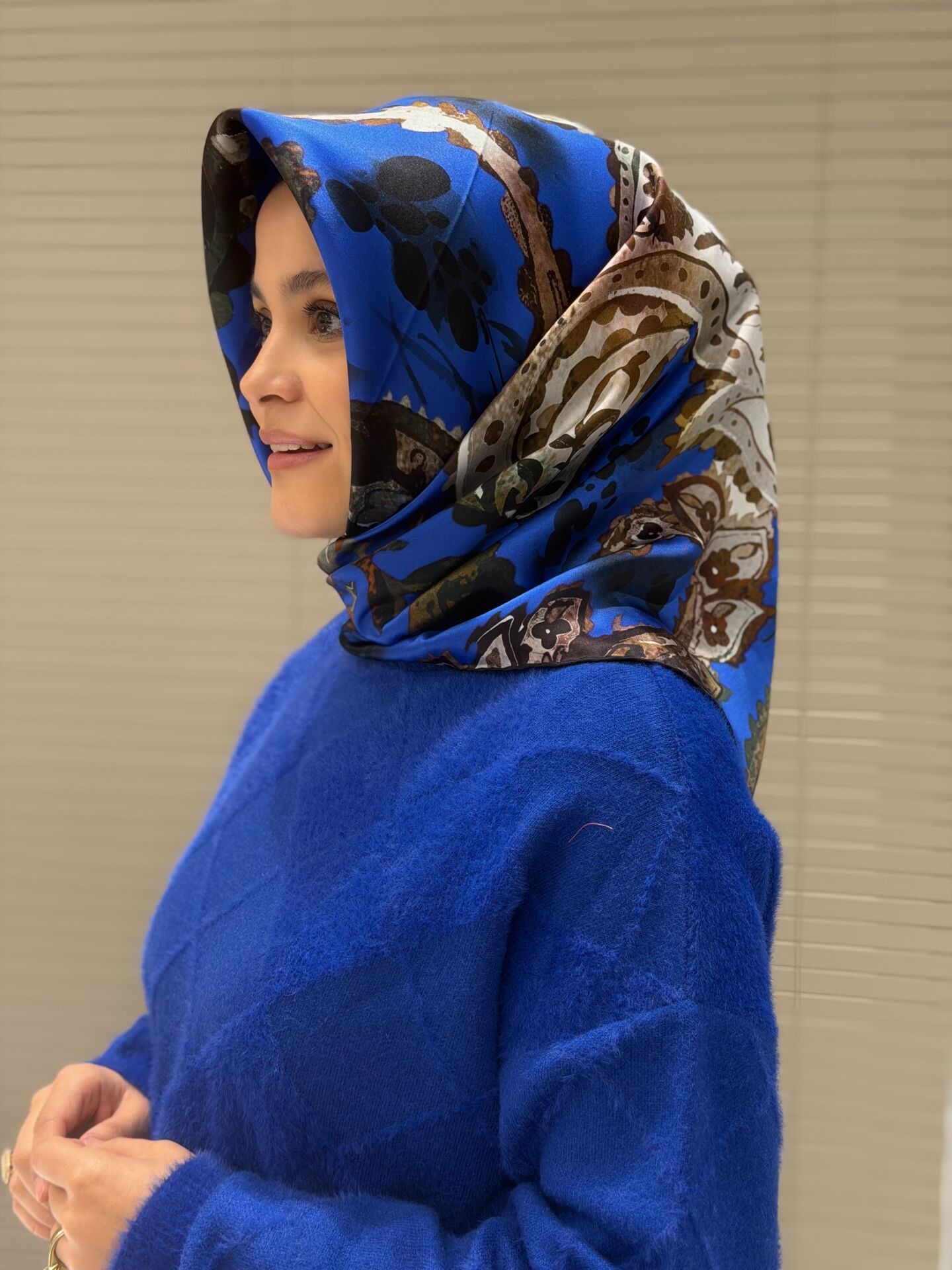 LA BOUTİQUE SURA İPEK EŞARP