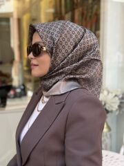 AKER SURA İPEK EŞARP